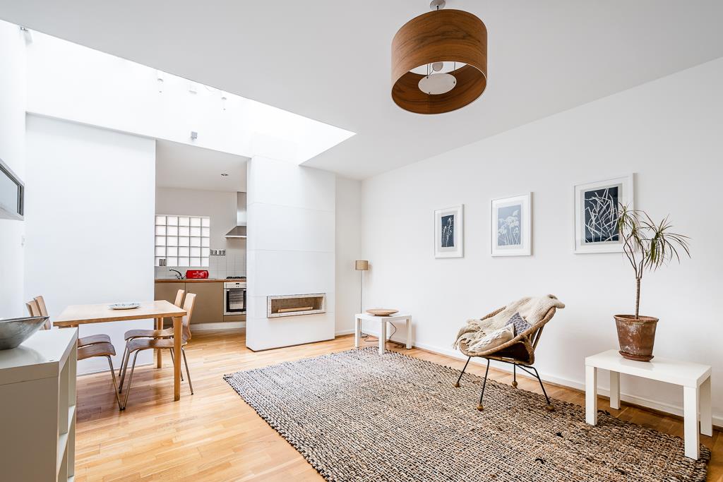 Split level one bedroom apartment with terrace and off street parking for sale in WC1