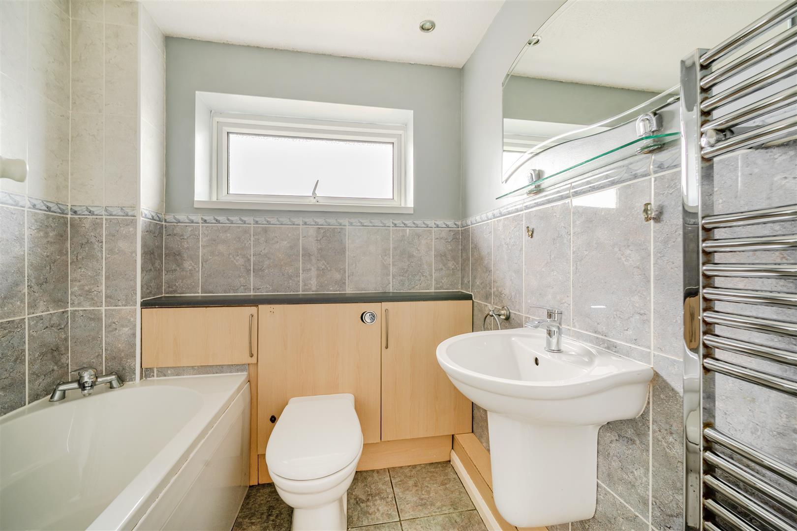 Property Image 940a8052-33c5-42ee-b695-893f2b65f3db