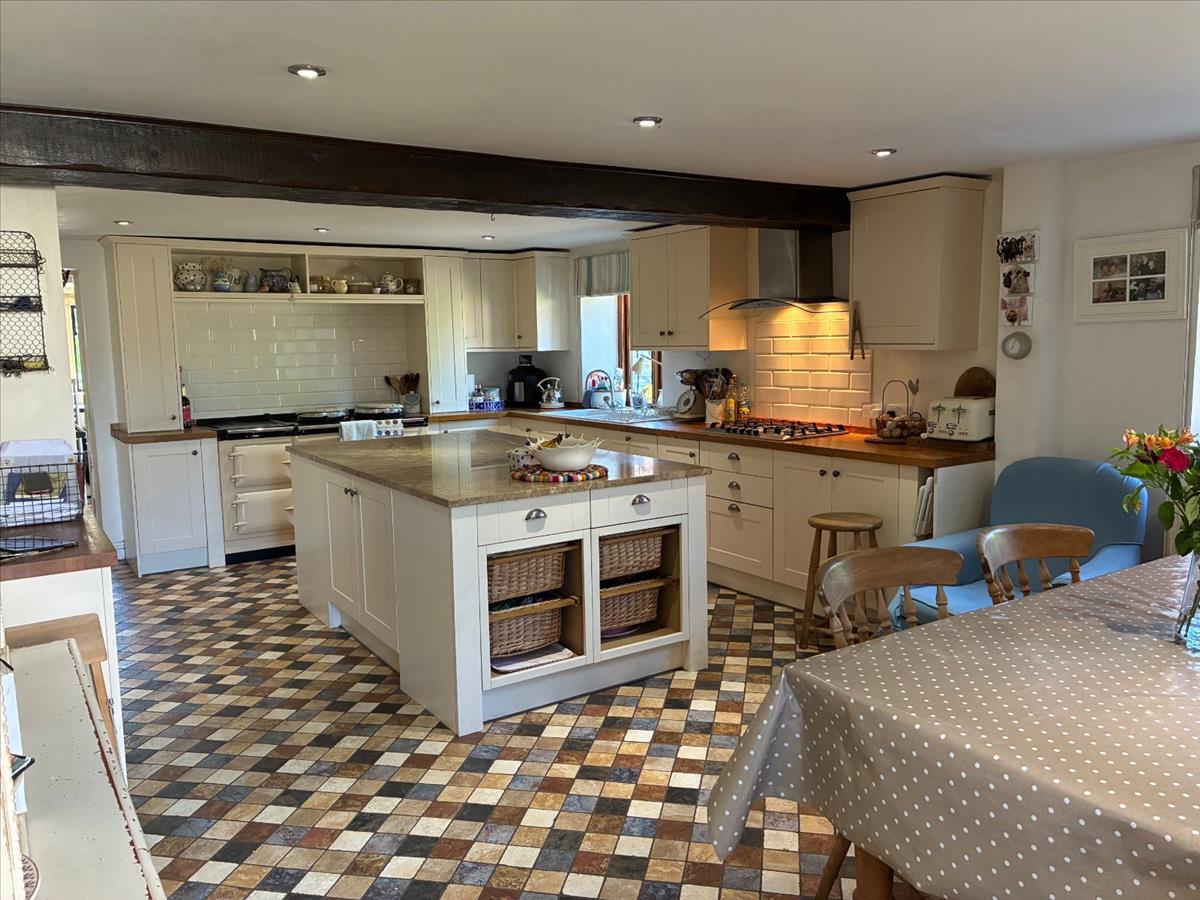 Property Image 940a8b44-7506-4391-9e7a-5ec8f49e27cf