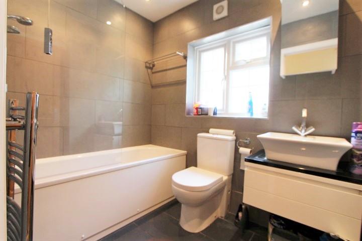 Property Image 942d27d7-4658-48d1-af0e-bb3a3d7fc5b4