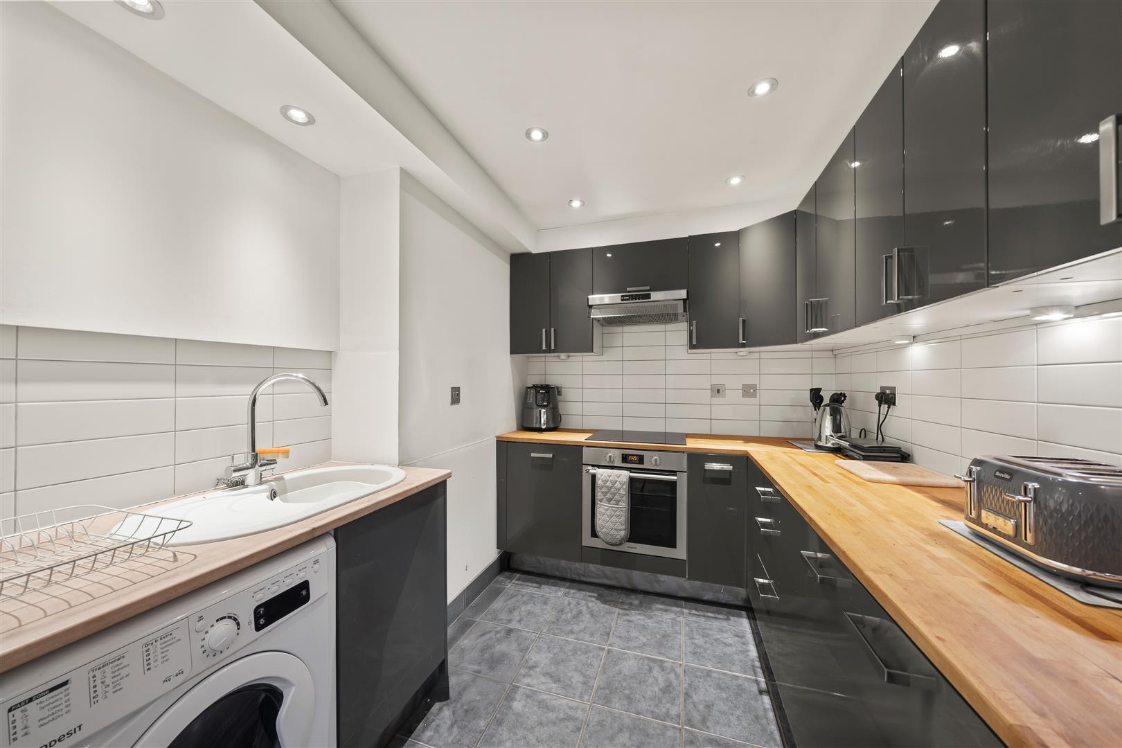 Property Image 943428e6-ade6-4972-8eac-1d0777f3a87b