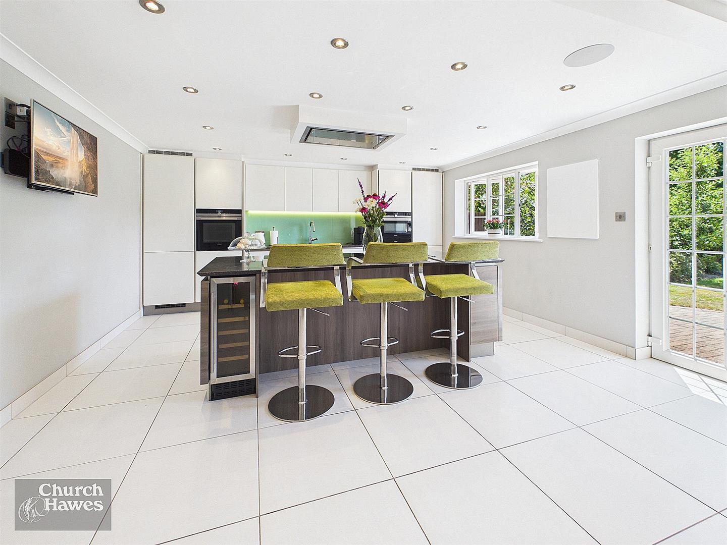 Property Image 943fab02-738c-41b3-9bb6-385d01933ae0