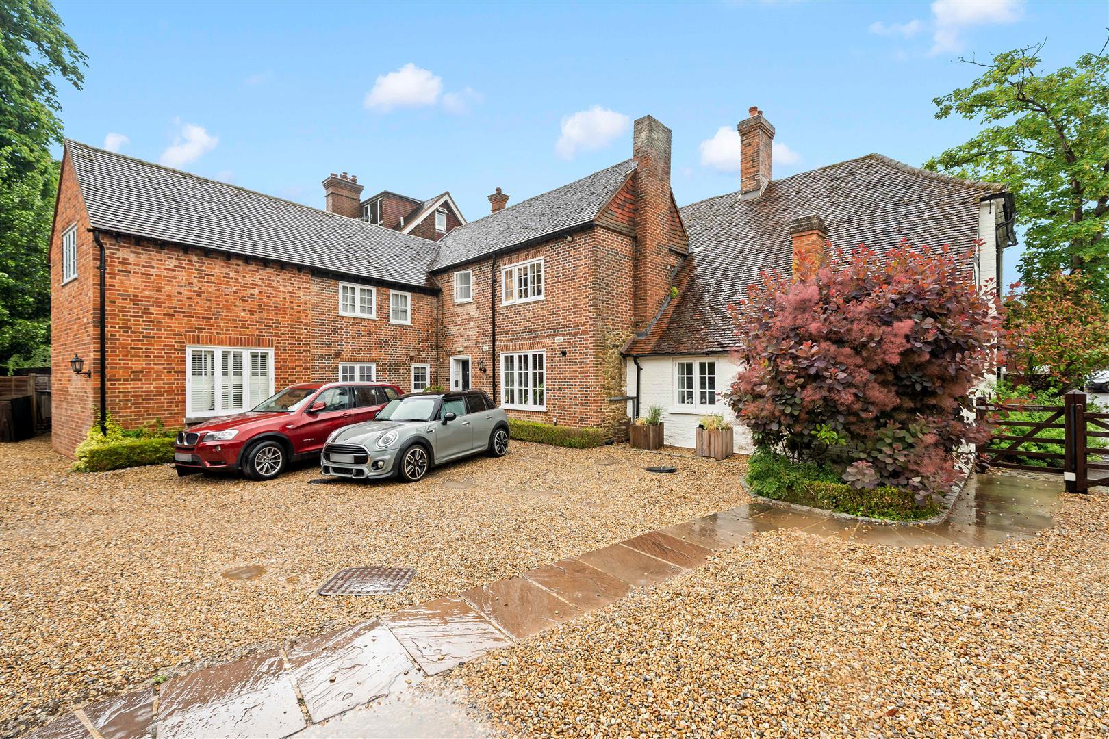 Property Image 9444d571-8f36-4ded-81fa-13446c6fa39e