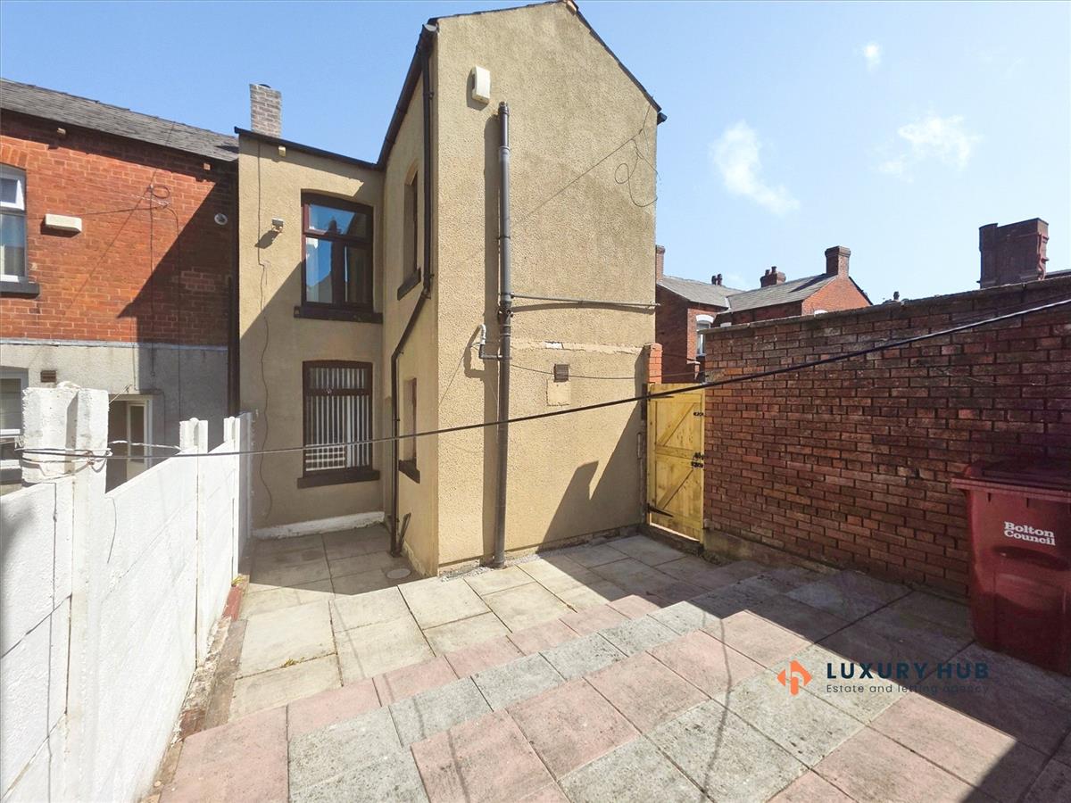 Property Image 944576ff-6987-47a0-ad03-cbd2bc602f28