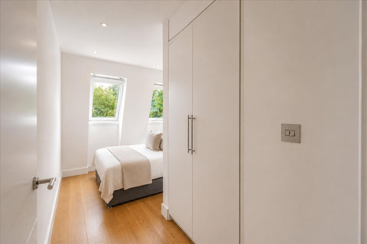 Property Image 944a296f-eb46-4f77-bb7f-742a62381c2e