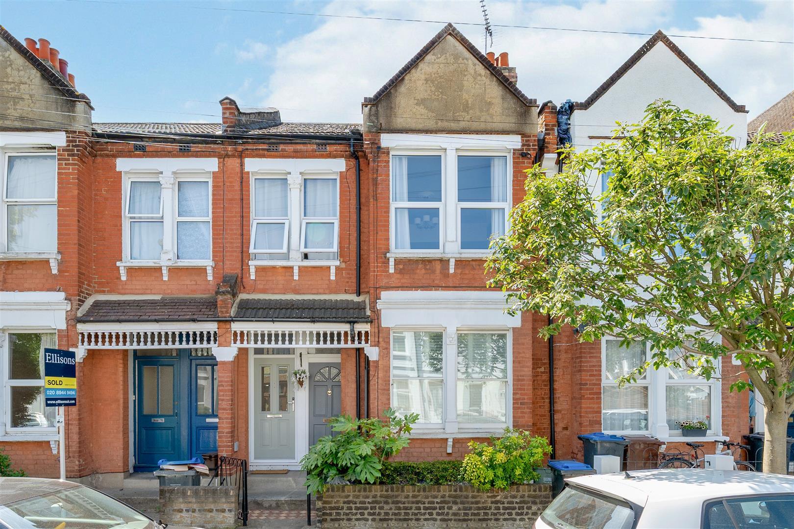 Property Image 944f87cd-310c-4fc2-861b-8ffa295b44b2