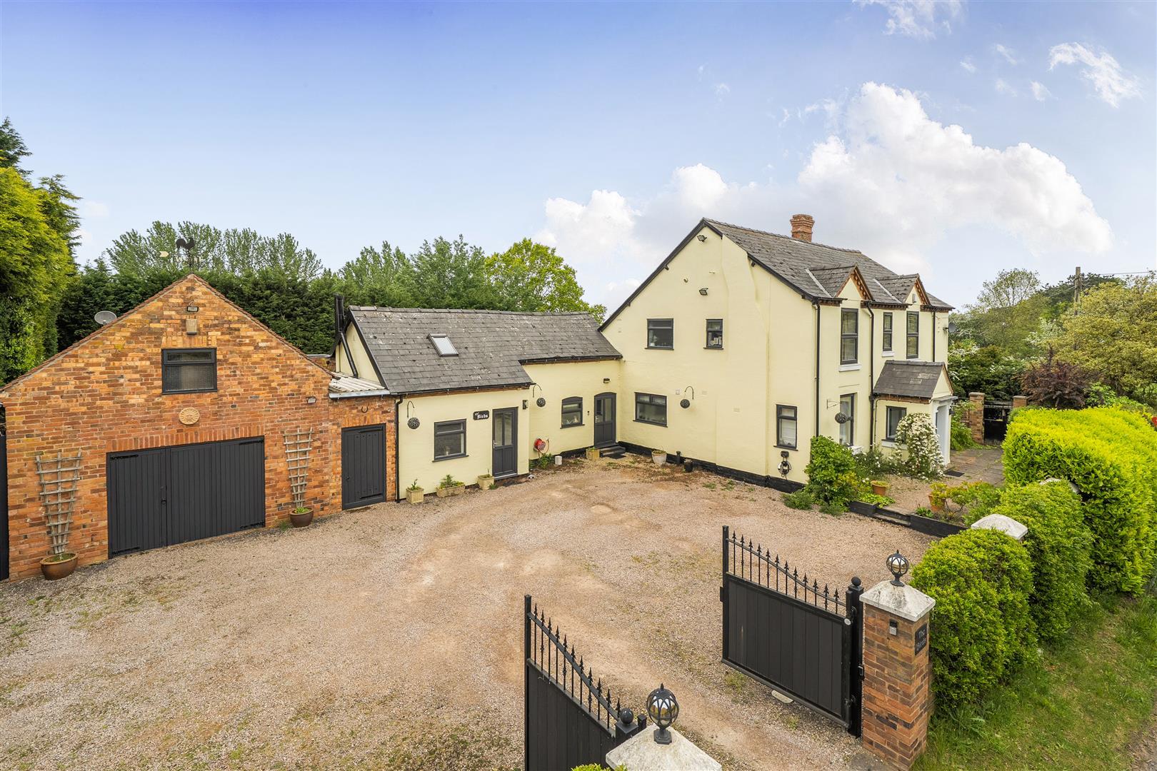 Property Image 9453fa67-acab-43bf-bd9e-c31ba273eef8