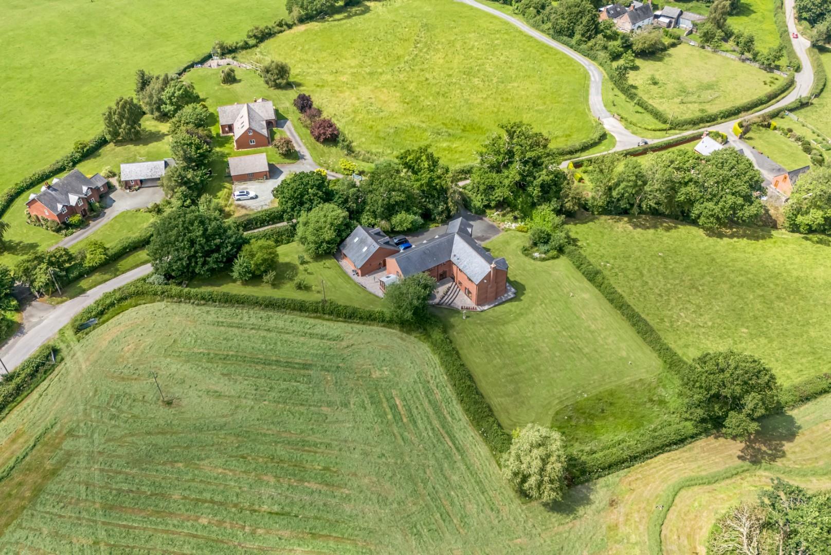 Property Image 9466e04d-d68a-48b7-a42e-5a5d2845ac27