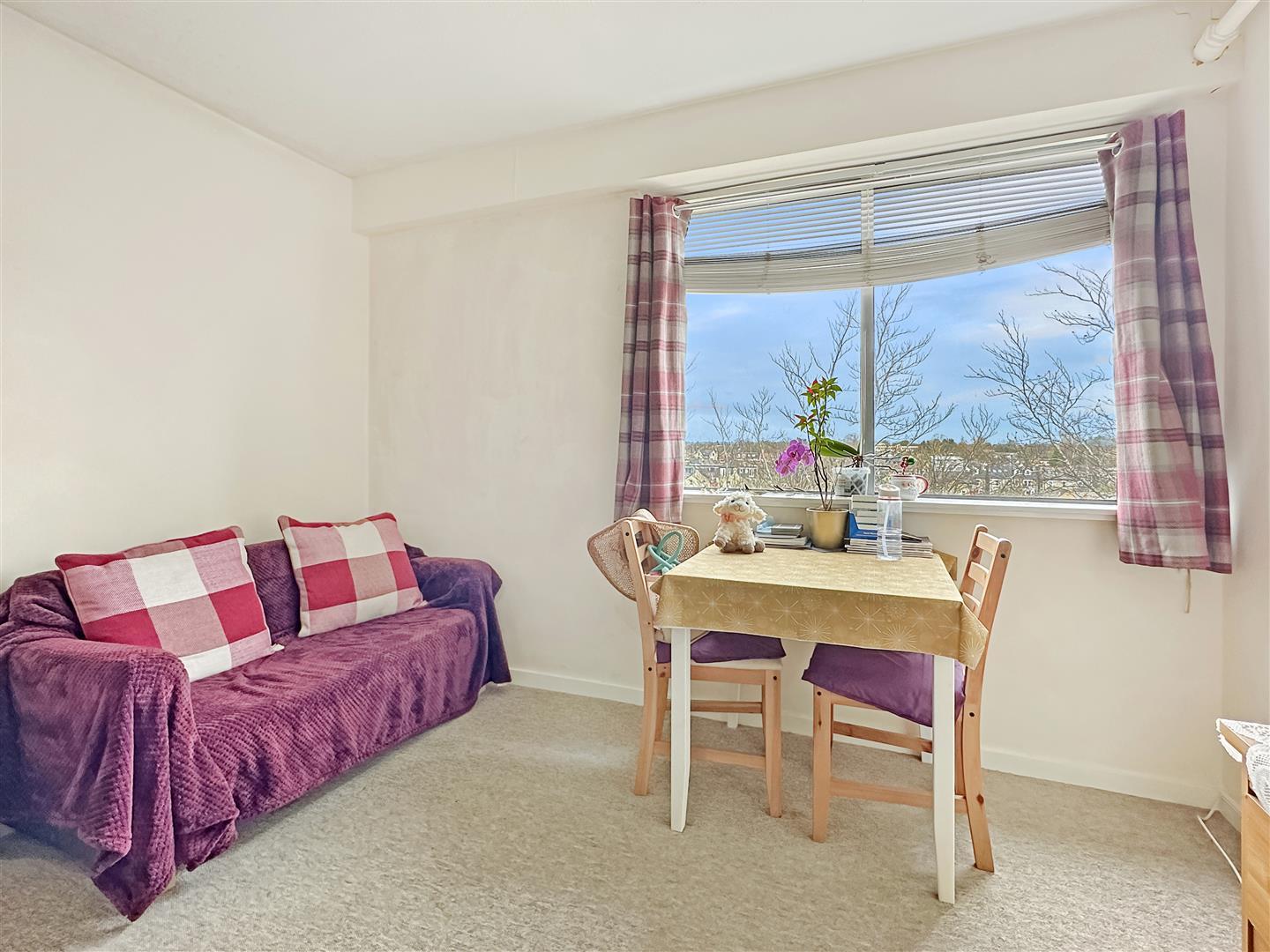 Property Image 946c7065-5724-4744-b770-8064f4b05d86