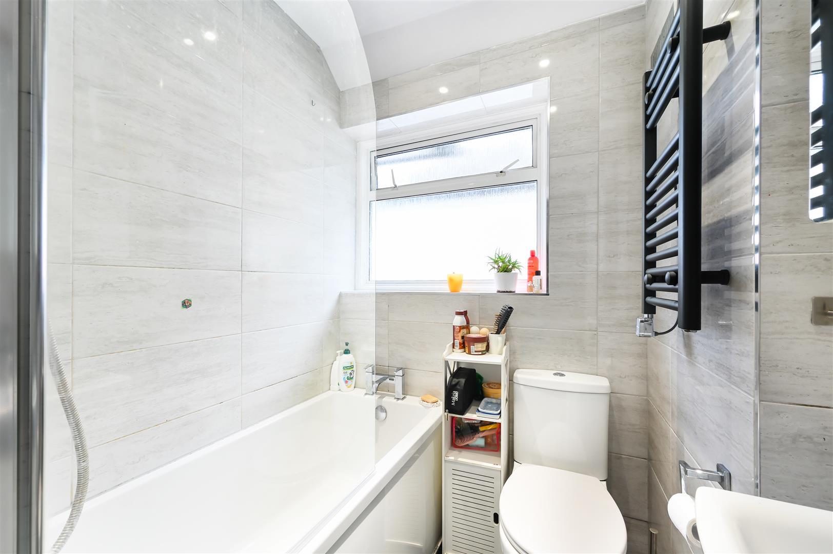 Property Image 947f0fd8-951e-445e-988e-84f654b13034