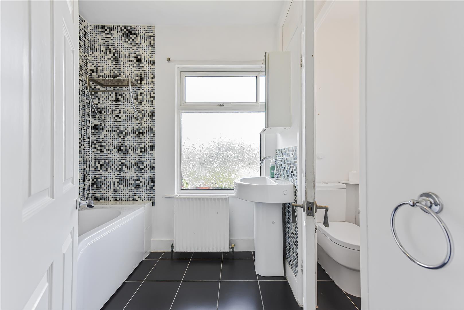 Property Image 947f128b-05d9-4235-b7d9-8745bf8b43ca