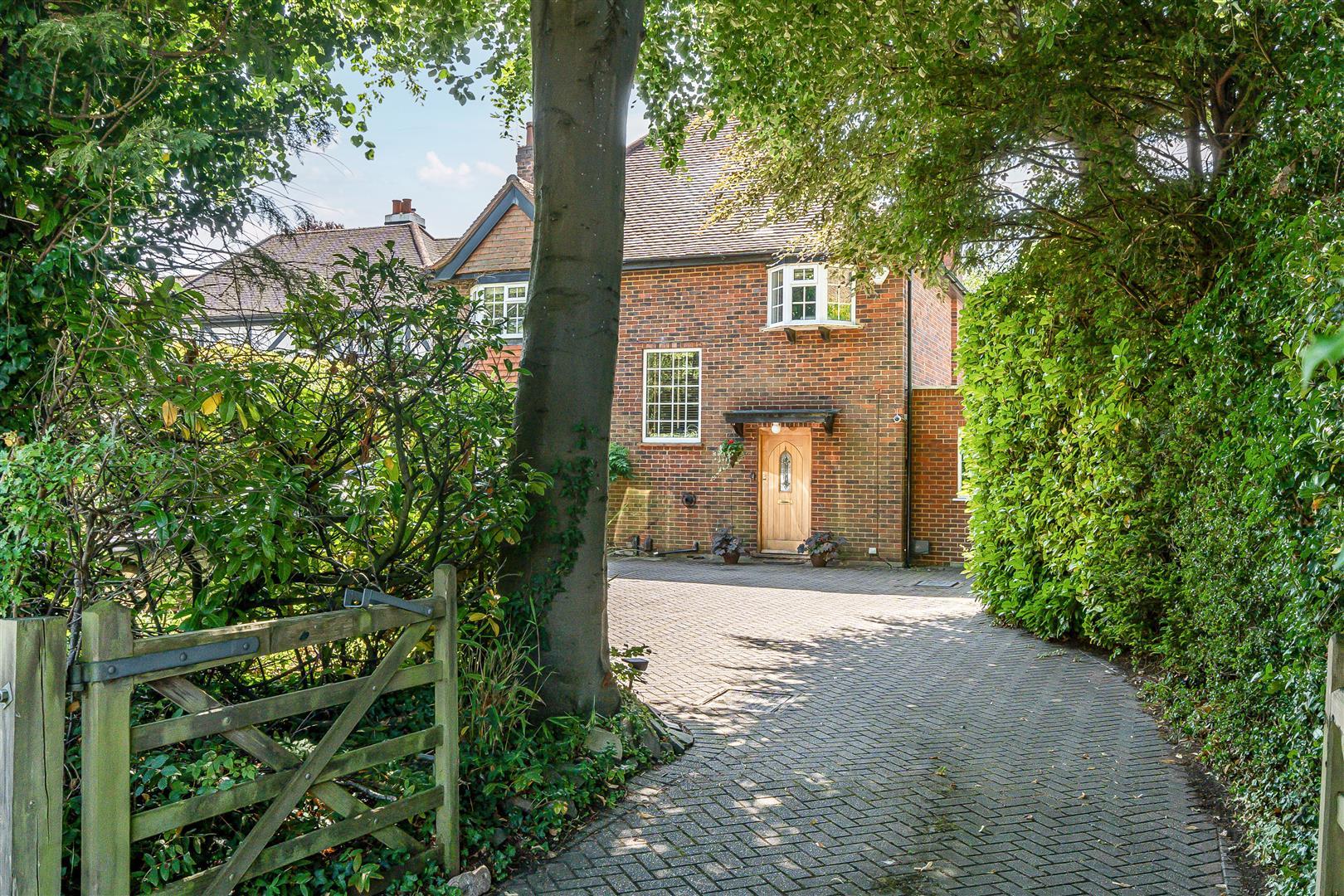 Property Image 9482df4c-e0d2-4c2e-a832-798127979f8a