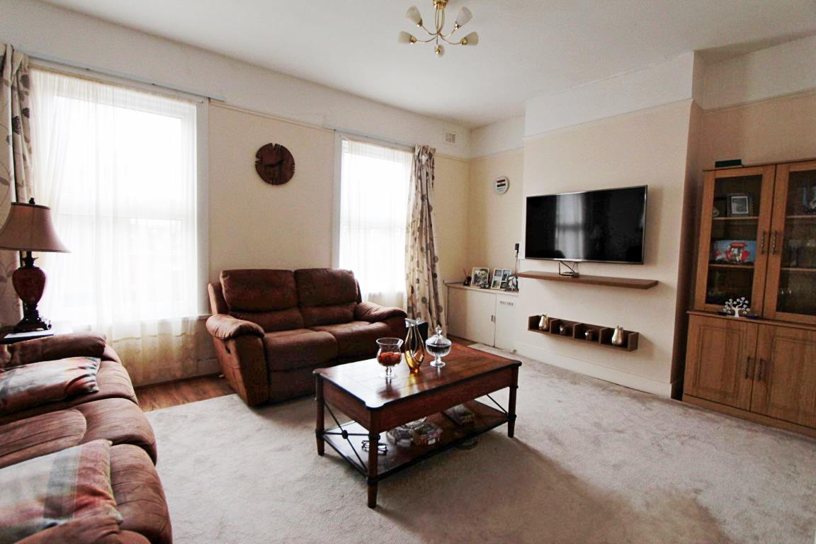 Property Image 948738f4-9ef0-406f-9609-19f1c618f7a9