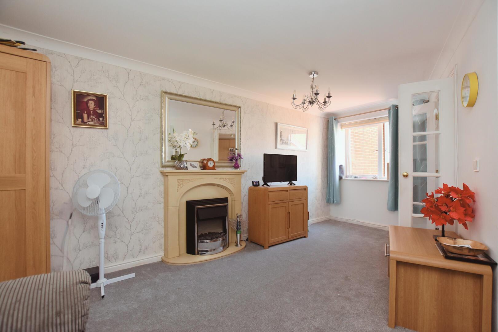 Property Image 949ca0e6-ae4c-4b77-9993-df8bbef2dfdd