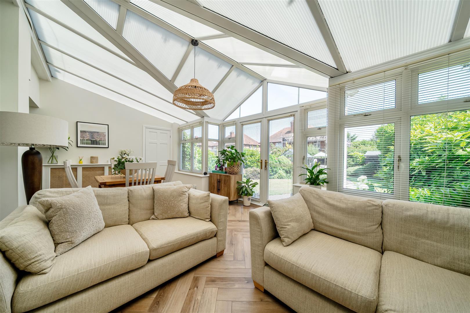 Property Image 949d595a-7e15-4212-8c69-45ede2dc7830