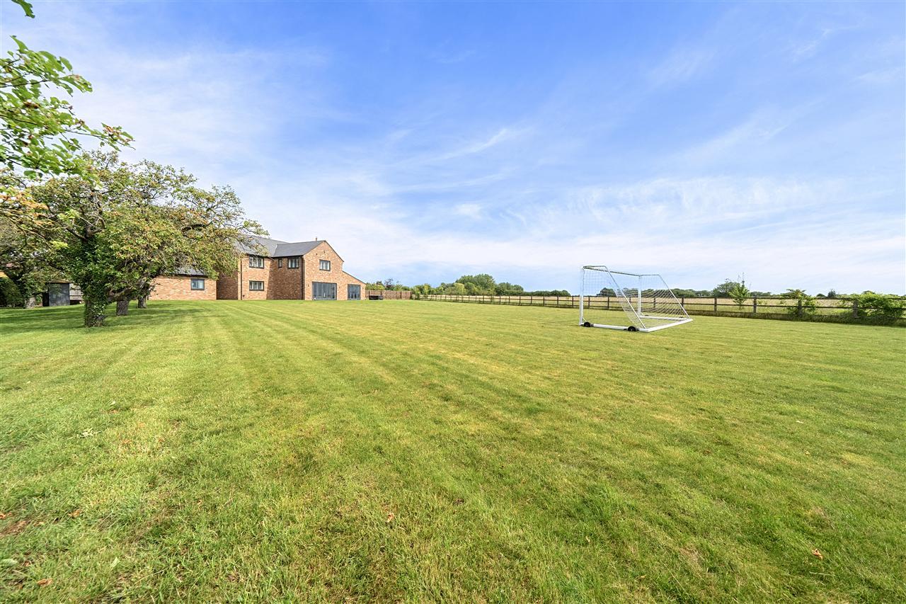 Property Image 94a5f195-9d14-42f4-af4e-a0b6261d5168