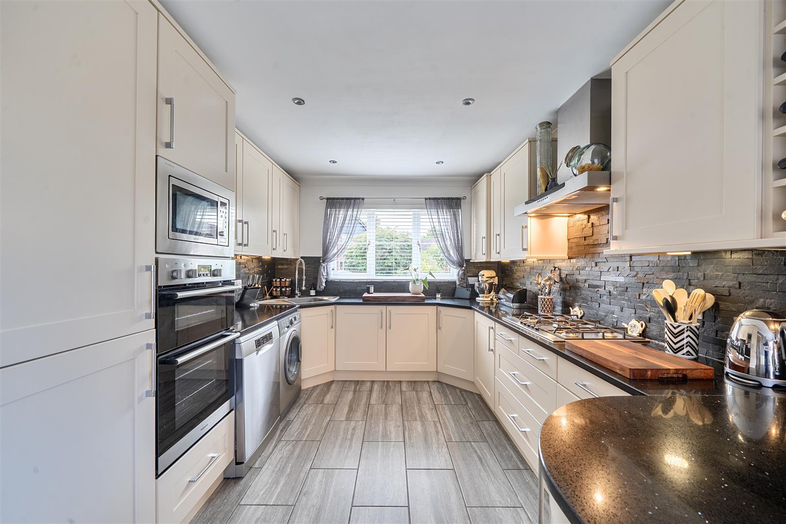 Property Image 94b8d8e3-146e-47d6-9bae-17759018c0e5