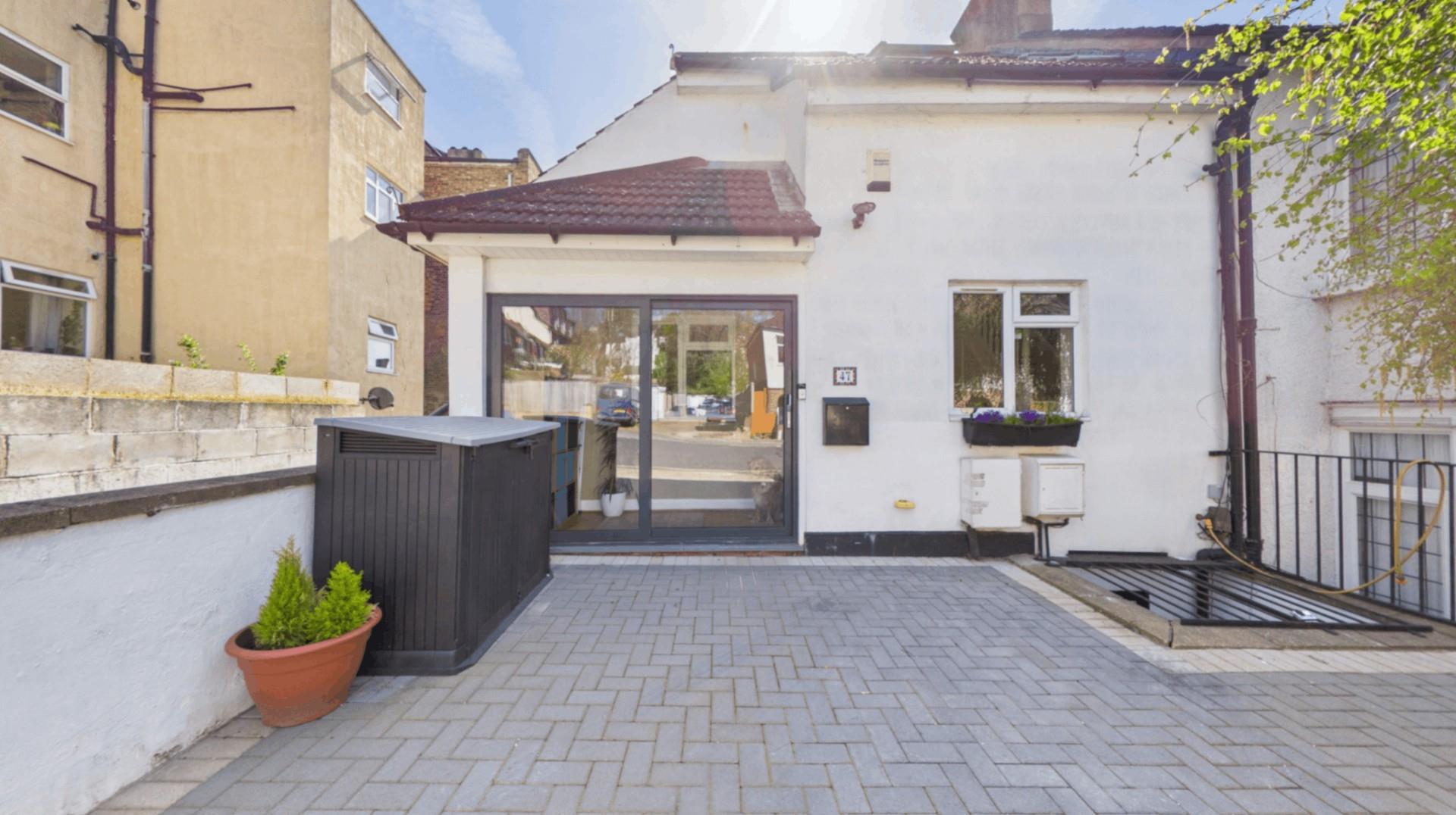 Property Image 94cc5641-eac1-494e-961a-da9589435e5c