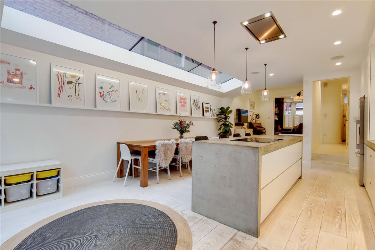 5_Kitchen-Dining Room-0