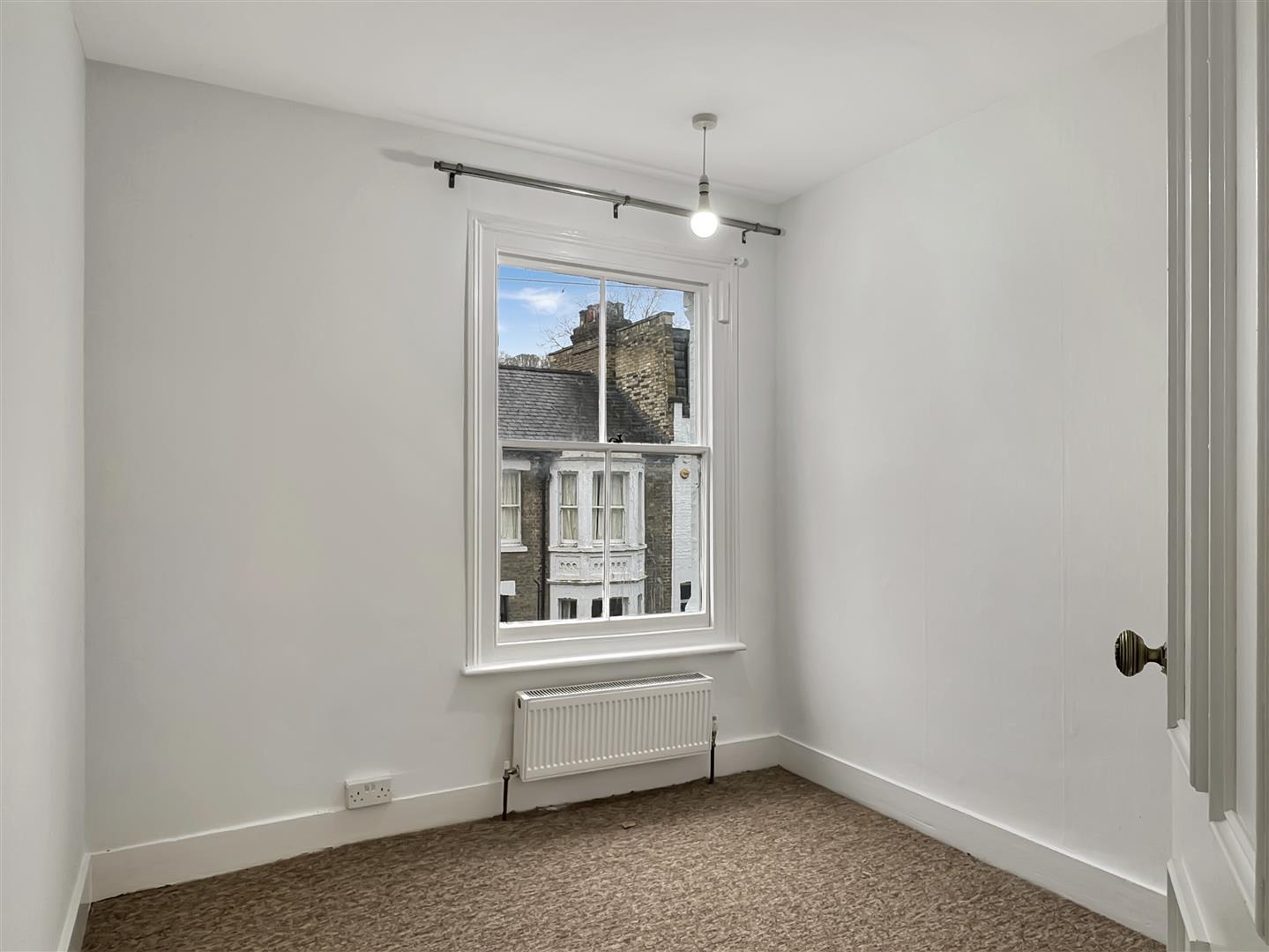 Property Image 94d515d6-f9b4-4e2a-85bf-11bf324b0f15