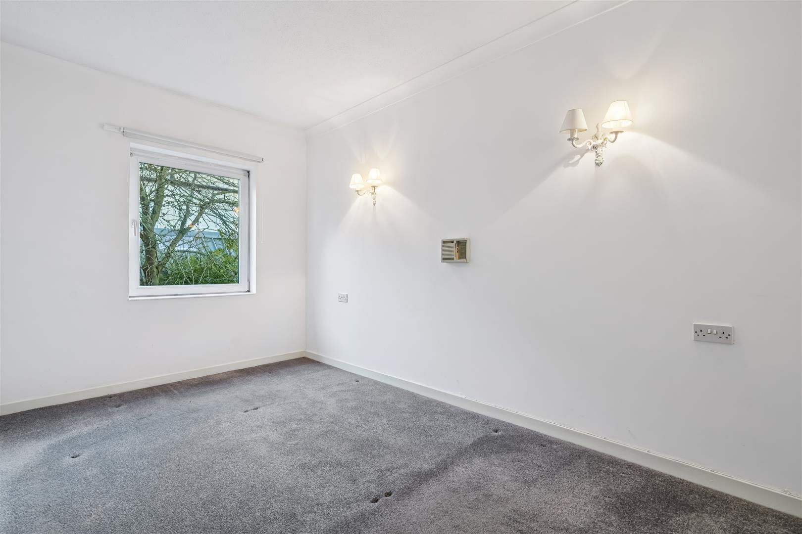 Property Image 94de63ae-0766-4b27-97a7-aa8e47d26774