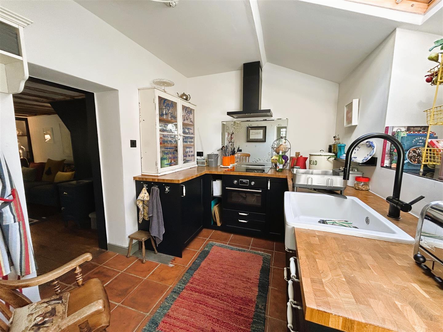 Property Image 94de8c86-72af-44f3-bd22-2f27c81567b8