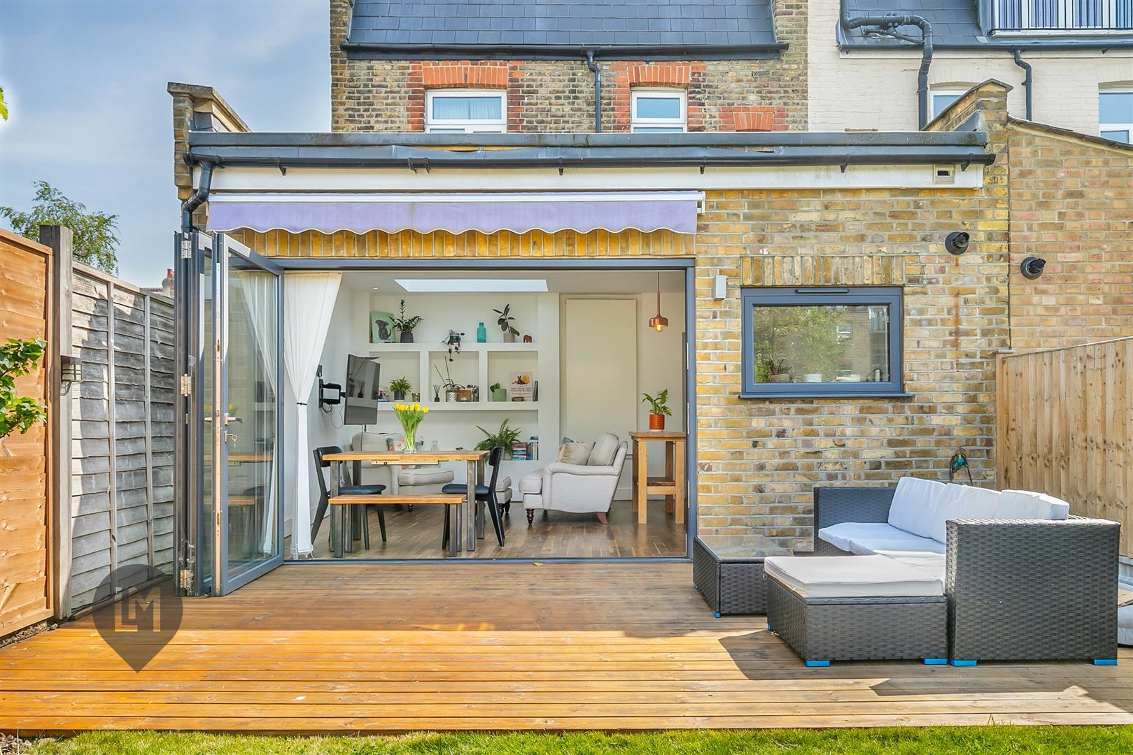 Property Image 94f82fcb-499b-44de-8df0-f275664ba1f3