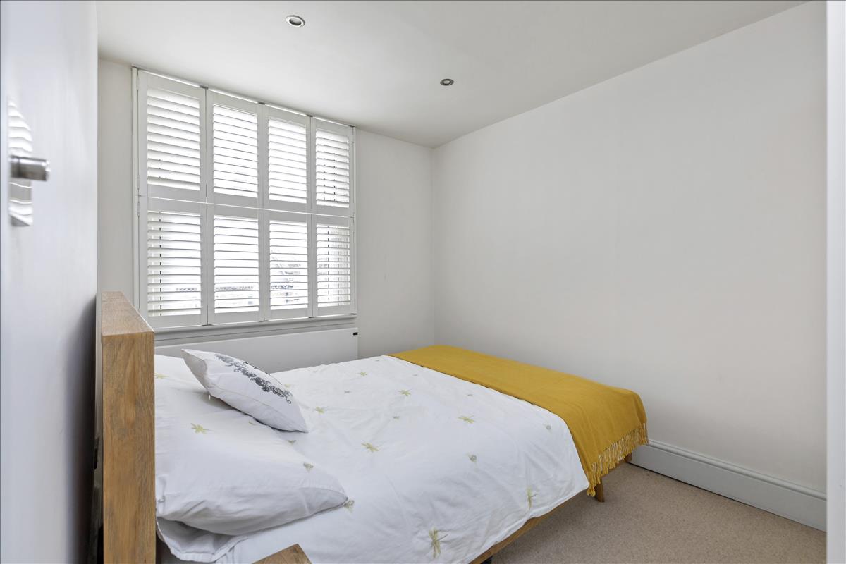 Property Image 94f90e32-629e-4bf9-ae79-4ce2841f475d