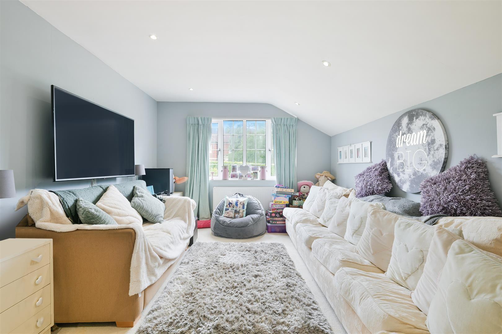 Property Image 950f6adb-4986-4da9-a5e8-51447c3d4c58