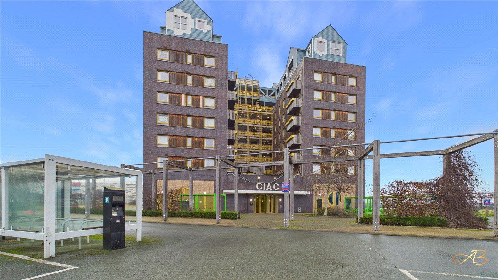 Property Image 9522895b-c19d-49bf-8894-264da5a241aa