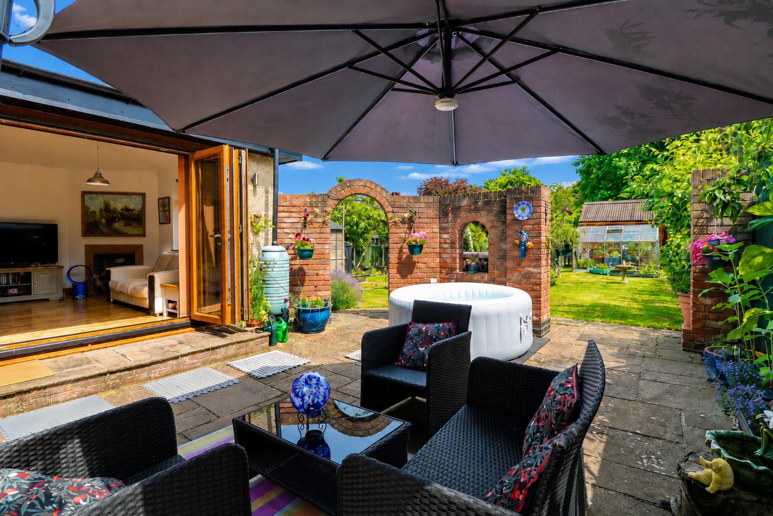 Property Image 95239962-50ec-4bcb-9b64-6069b7b3e46a