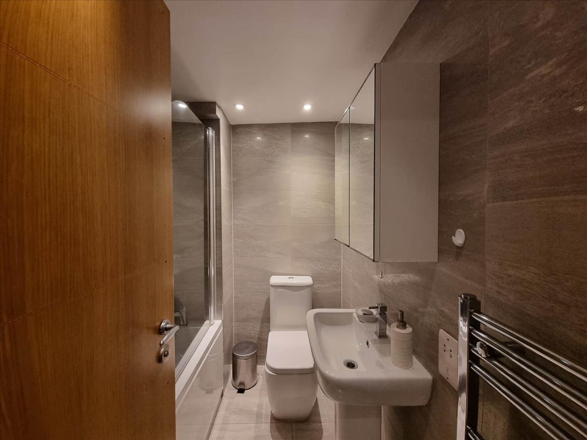 Property Image 952990d6-1607-4e6d-accc-d1921689e2d0