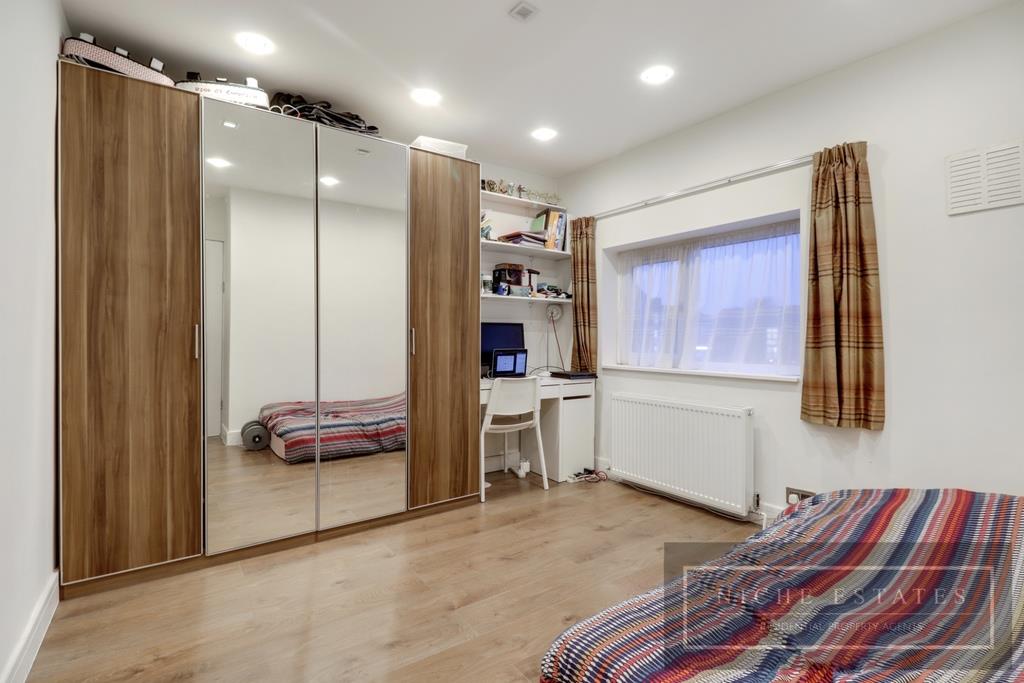 Property Image 95393f5d-b423-46ee-ac6e-d7d05fe1715b