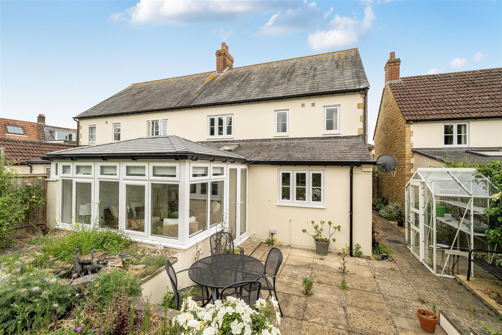 Property Image 953e4c03-d4b0-4139-85f3-eb49763e7cfc