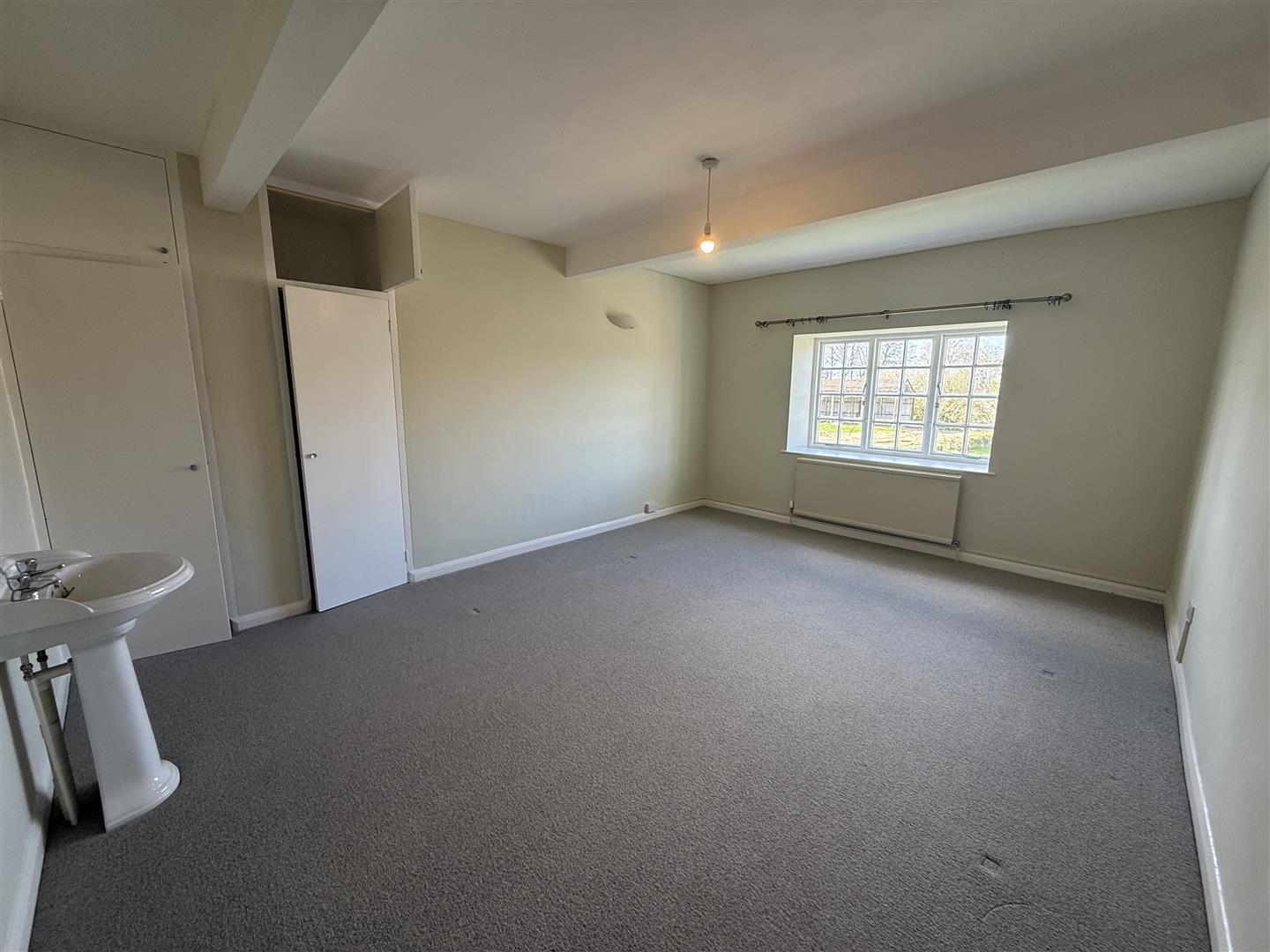 Property Image 9547f8ef-a13b-4d94-95cd-25f539132509