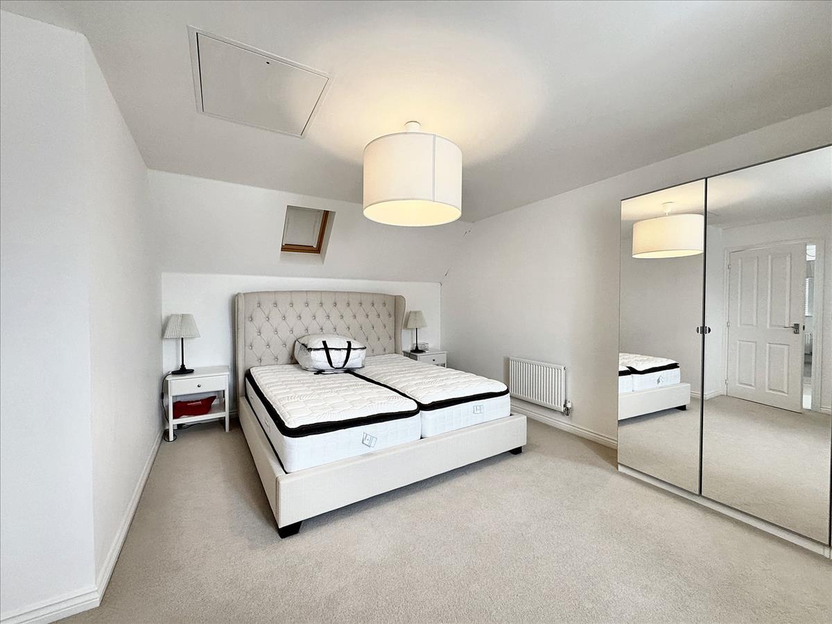 Property Image955015de-faed-4c8c-973f-ec5e3a14a1df