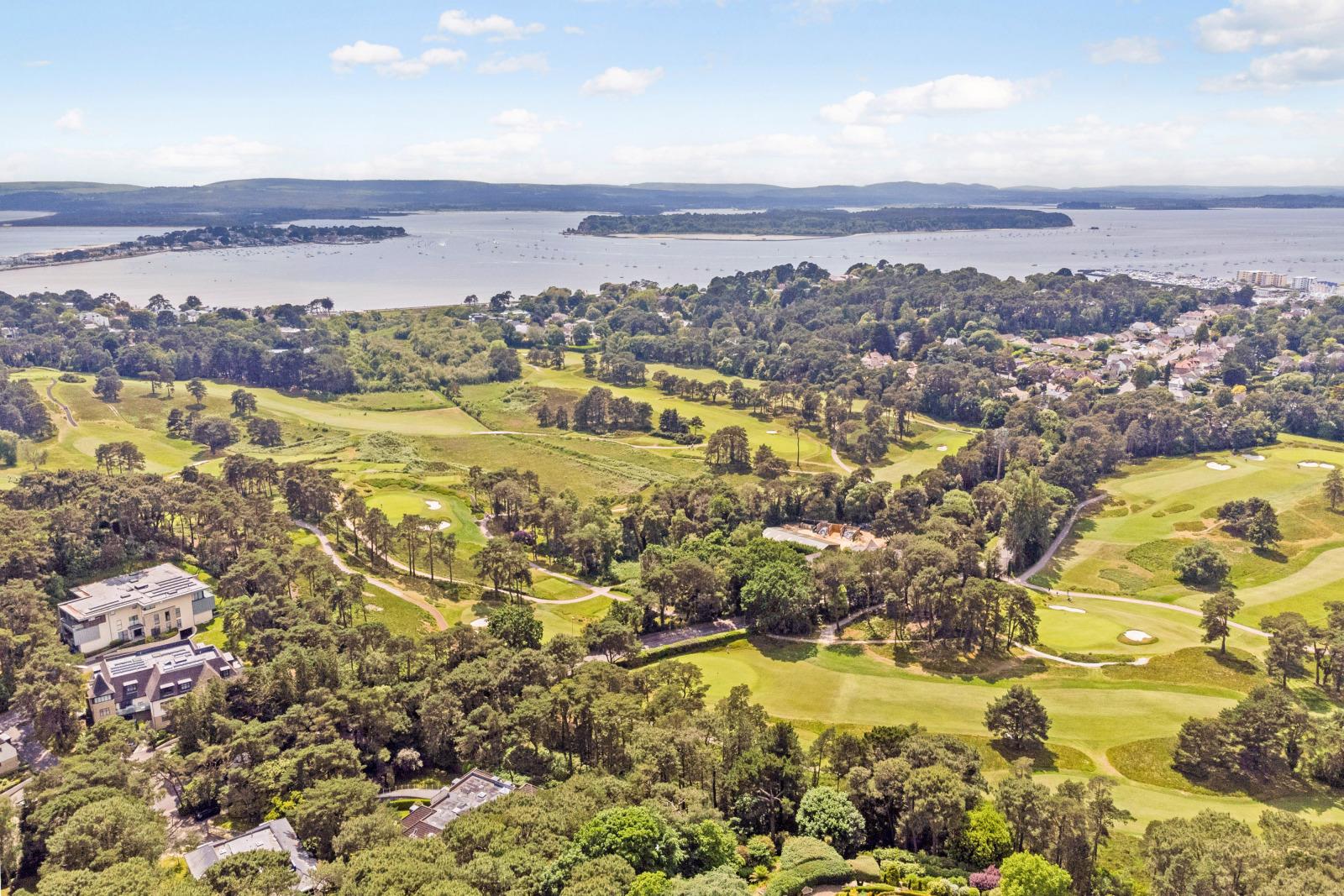 Property Image 955314ae-b52e-45cb-af97-24c747bea6b3