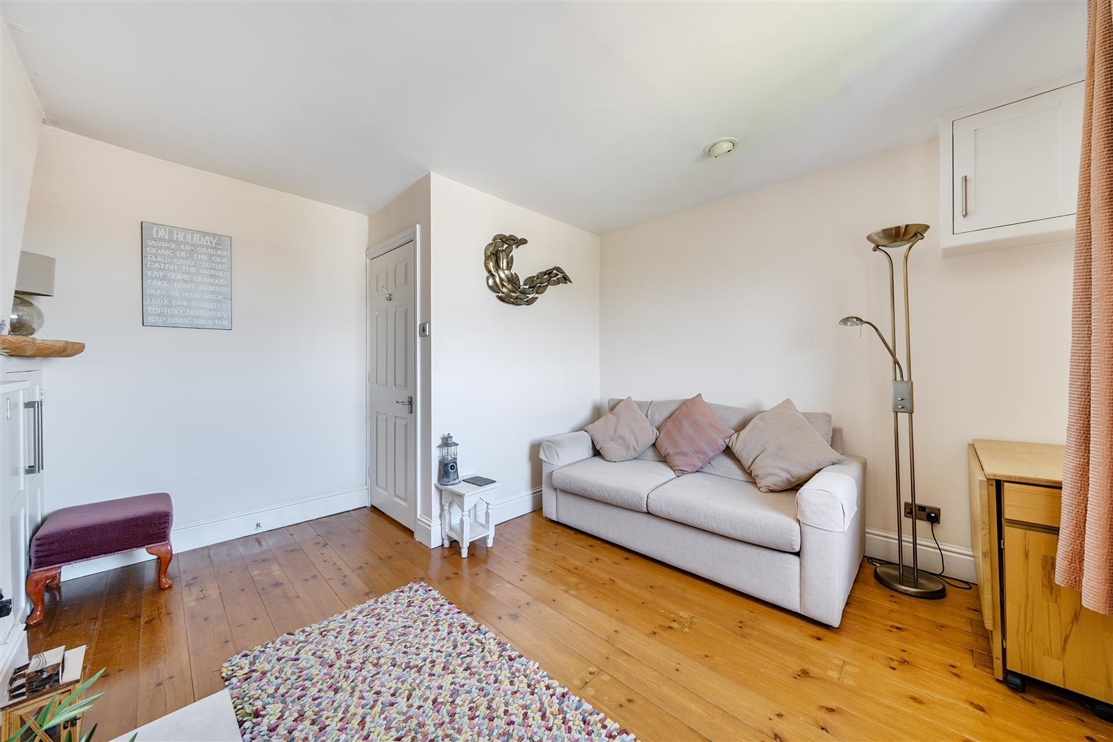 Property Image 95618fe0-b86b-43f9-b3d8-0f53384775f9