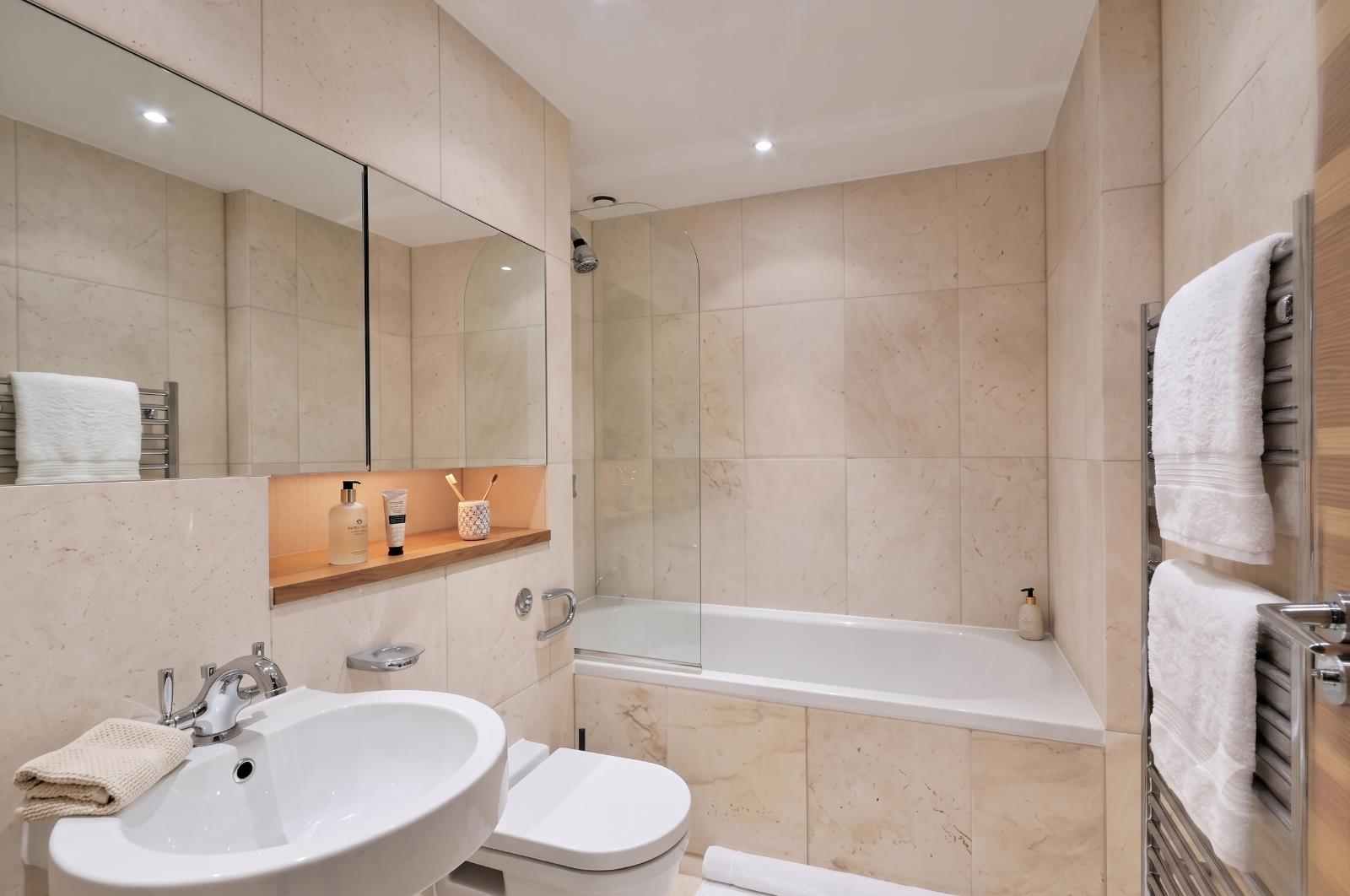 Property Image 95695700-58c3-48da-bafb-2b726d7d230f