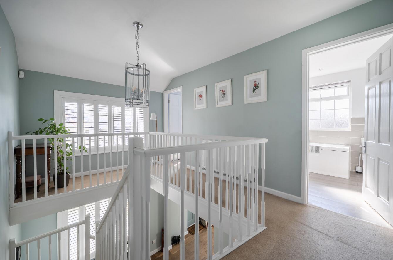 Property Image 956f182f-ede7-452d-a035-edce86ec3403