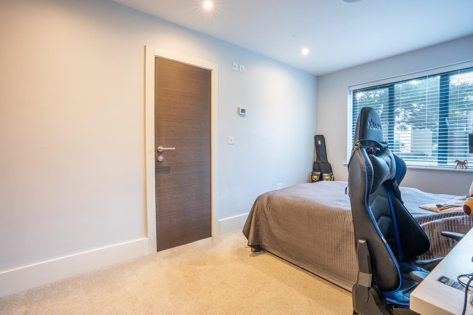 Property Image 9570d865-50b0-480c-81df-9e2ea7750bb7