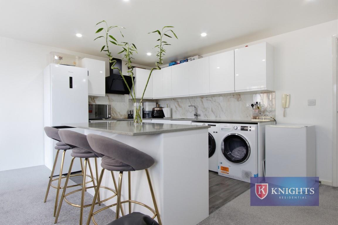 Property Image 95769783-fe33-4c03-adf1-91388d13c49b