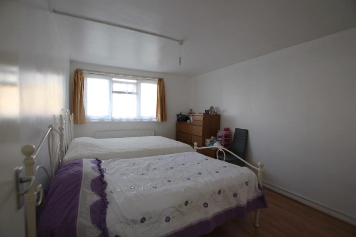 Property Image 9578b6e6-7f78-43f2-8e71-5287cc52e2f5