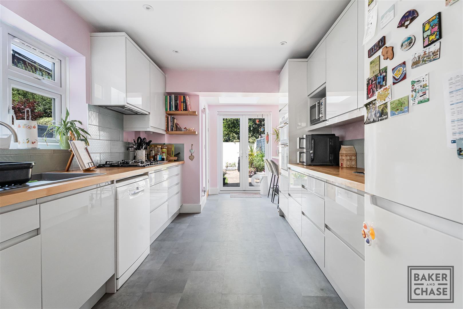 Property Image 957ce1a7-f4c7-40c2-b2f9-73a3fa534582