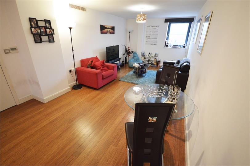 Property Image 958af189-201f-4f44-b4ed-71779a94cfcf