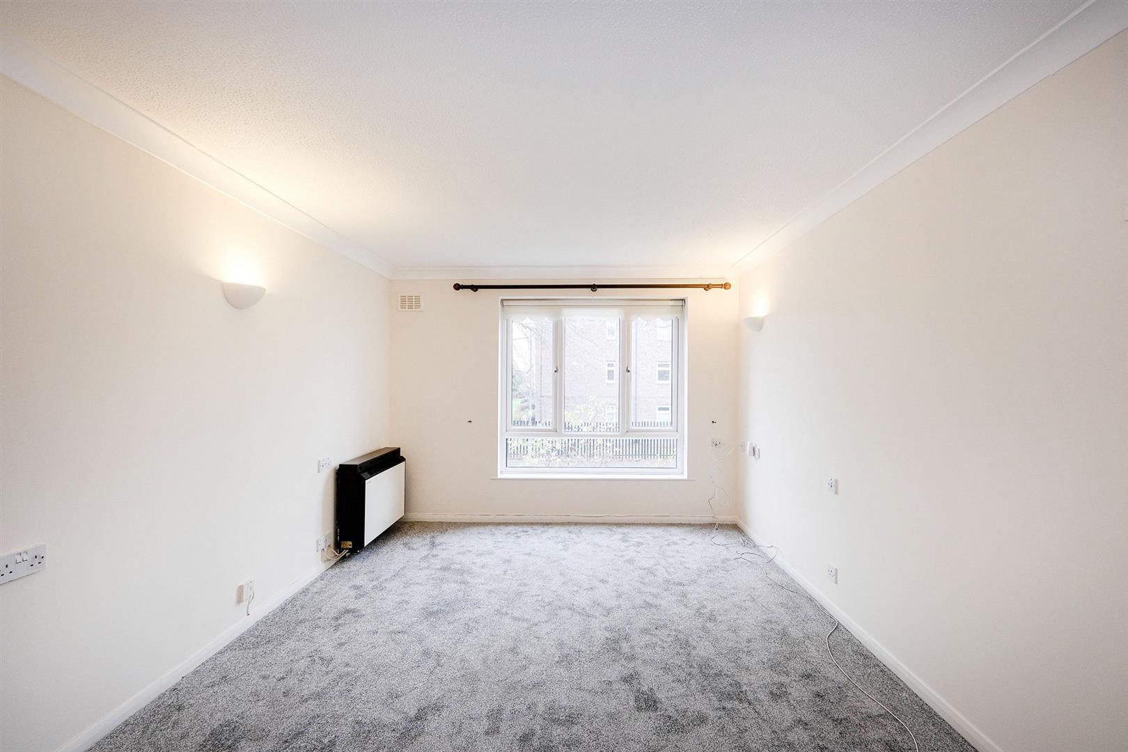 Property Image 95a3bf4f-c840-47f7-8113-1f3c743f2505
