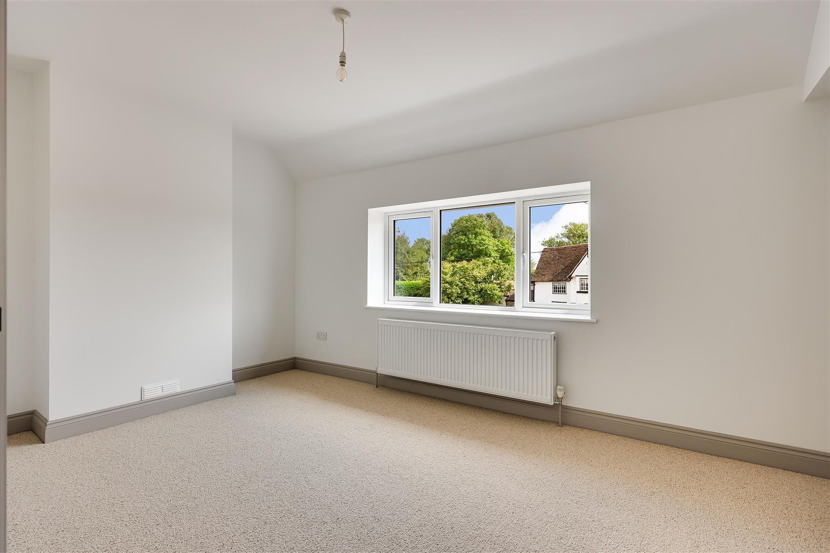 Property Image 95aa085d-3812-49e3-a9d5-ee23c457600c