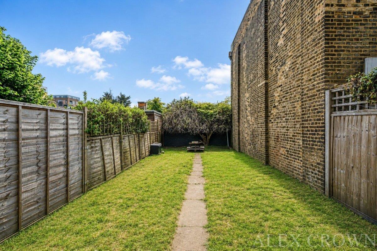 Property Image 95b35459-6a99-4559-b738-3e53f397b079
