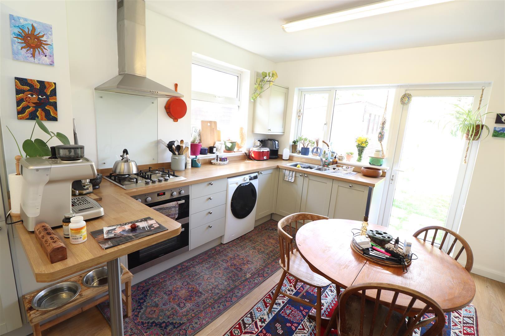 Property Image 95b74330-10ce-4355-a206-bab6cf6e91fb