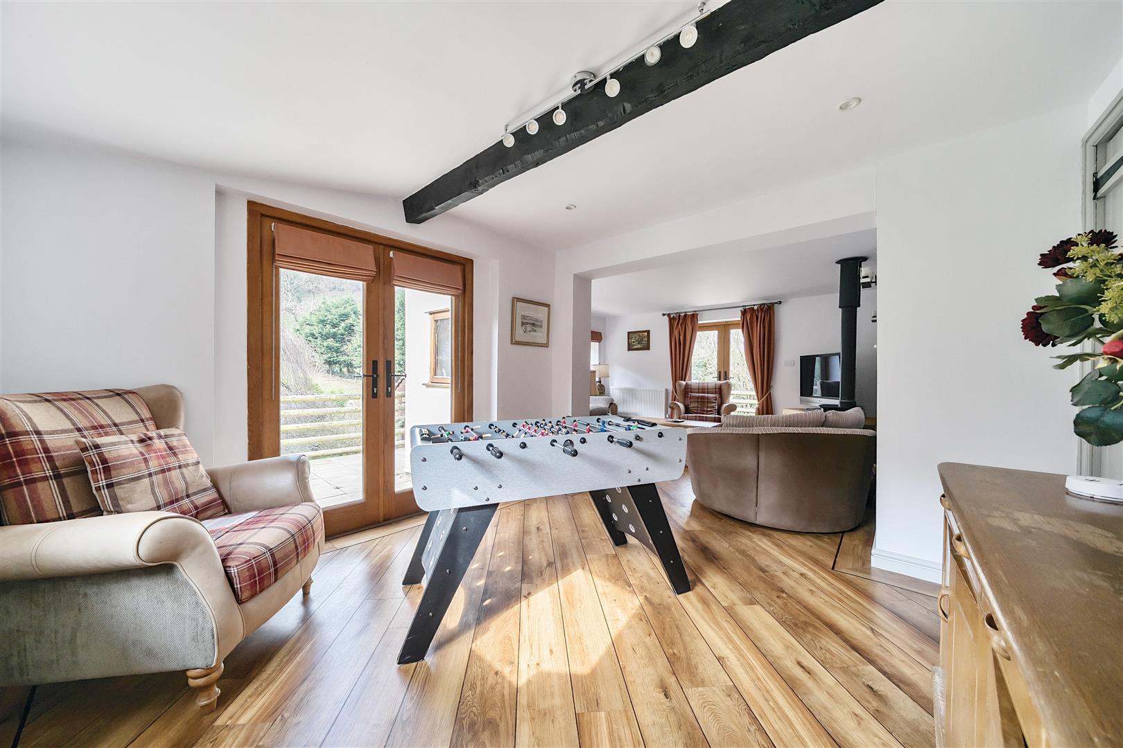 Property Image 95bce633-b7f6-4ec0-88b5-9a49e6d7fc3c